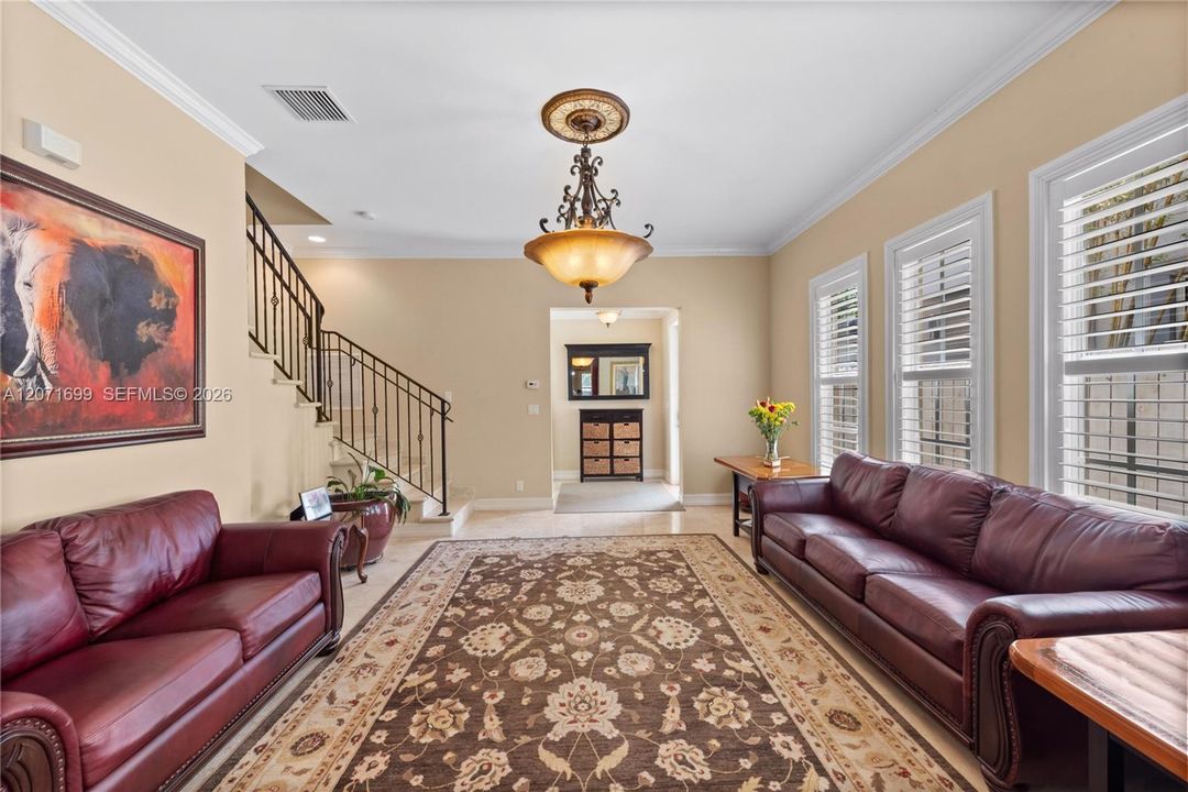 For Sale: $905,000 (3 beds, 2 baths, 2675 Square Feet)