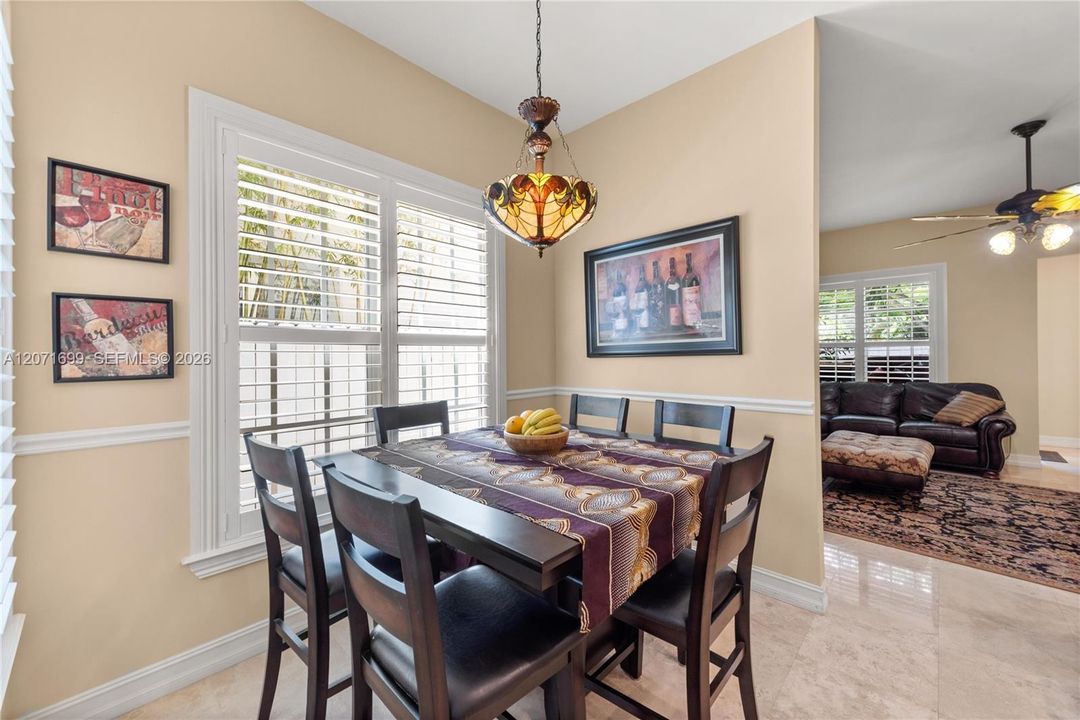For Sale: $905,000 (3 beds, 2 baths, 2675 Square Feet)
