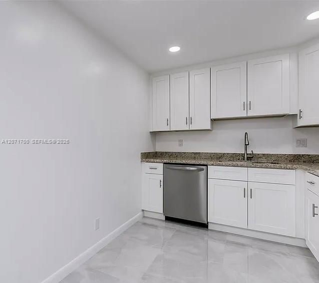 For Rent: $2,900 (2 beds, 2 baths, 1280 Square Feet)