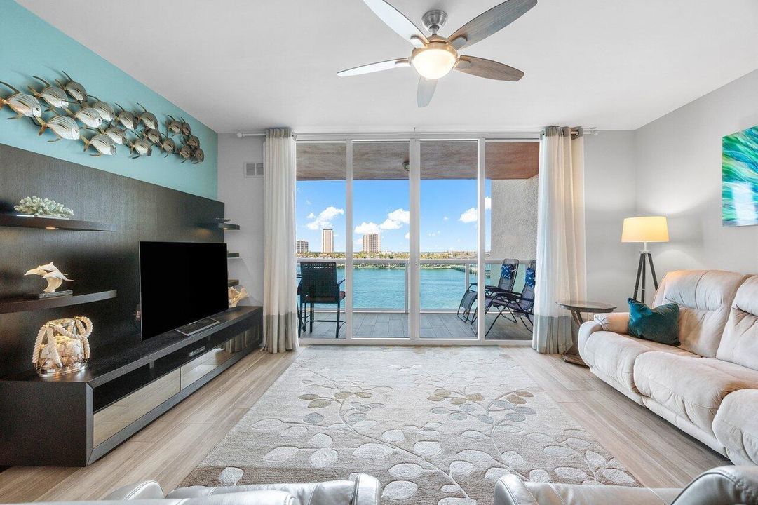 007-2640LakeShoreDrive-711-RivieraBeach-