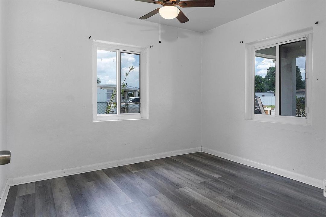 16025 NW 20TH AVE MIAMI GARDENS, FL 3305
