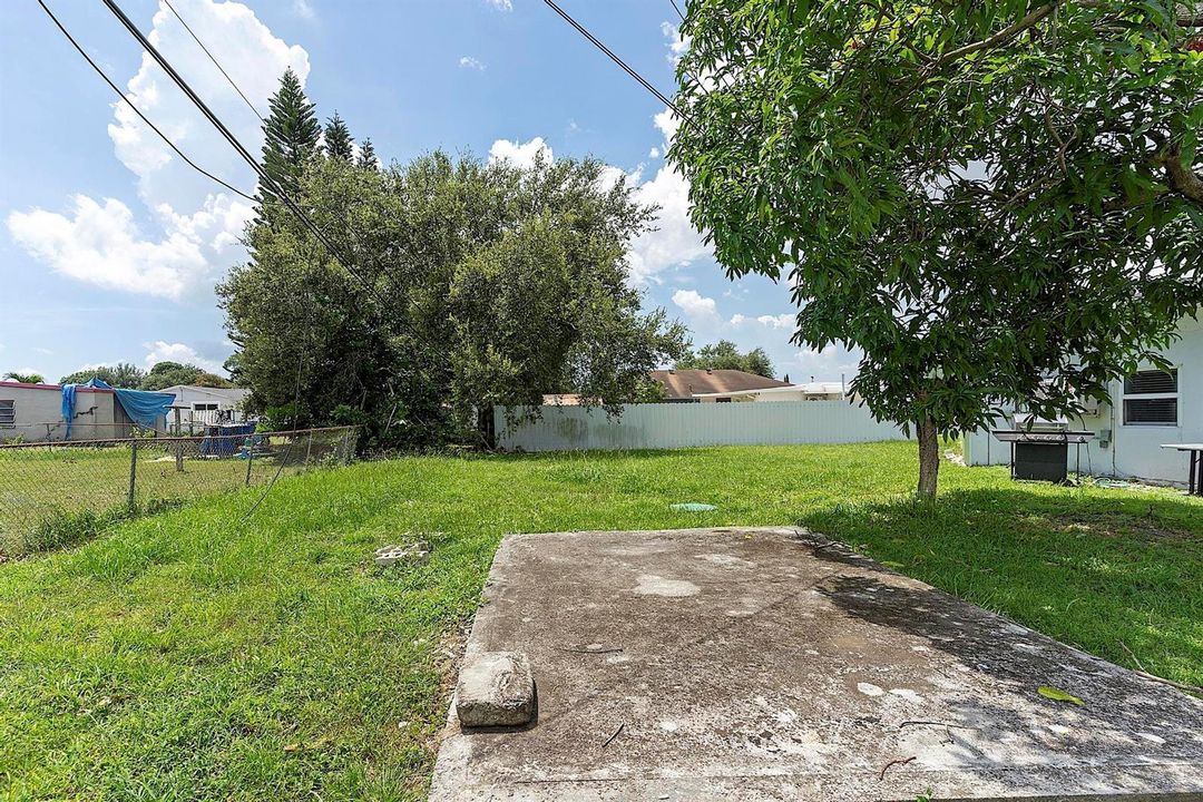 16025 NW 20TH AVE MIAMI GARDENS, FL 3305
