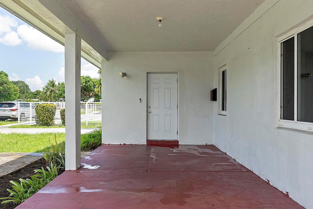 16025 NW 20TH AVE MIAMI GARDENS, FL 3305