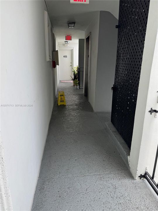 For Rent: $1,890 (1 beds, 1 baths, 658 Square Feet)