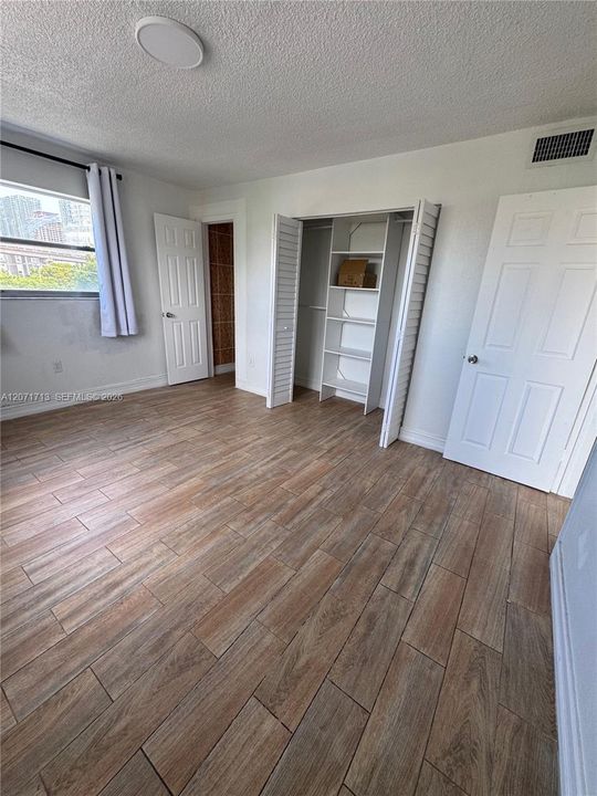 For Rent: $1,890 (1 beds, 1 baths, 658 Square Feet)