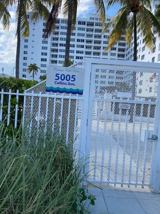 For Rent: $3,400 (2 beds, 2 baths, 1026 Square Feet)