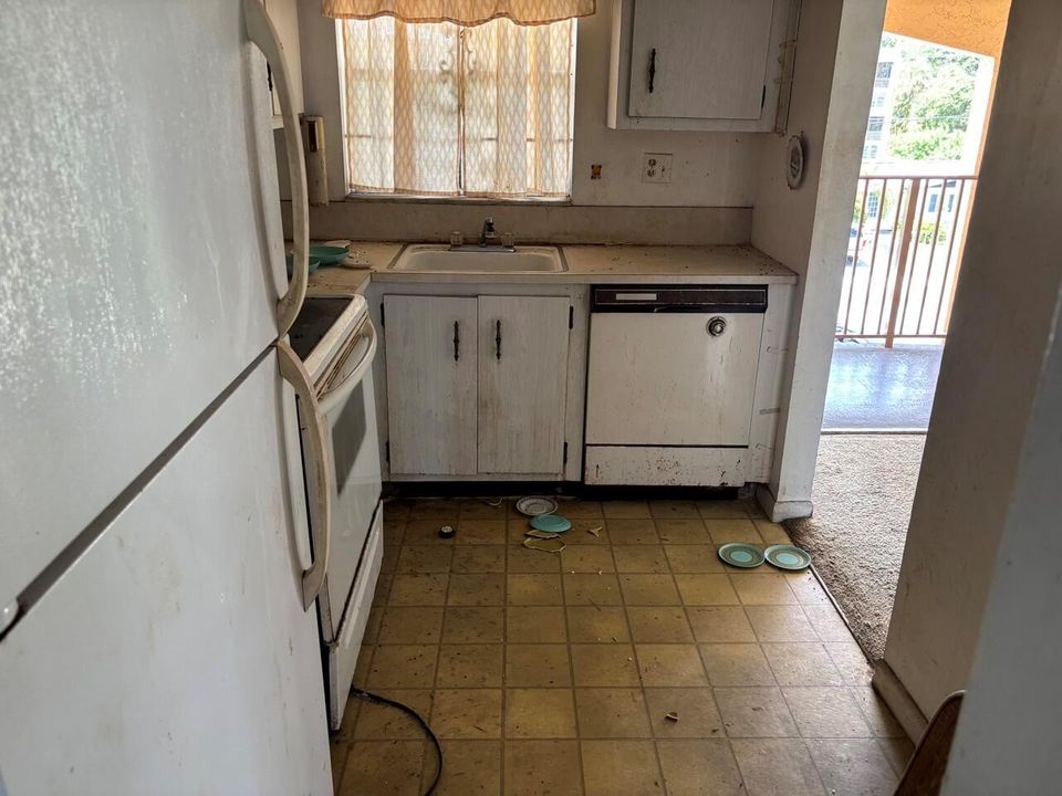 4191 NW 26 STREET #370, LAUDERHILL