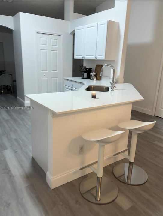 В аренду: $2,600 (4 спален, 2 ванн, 1659 Квадратных фут)
