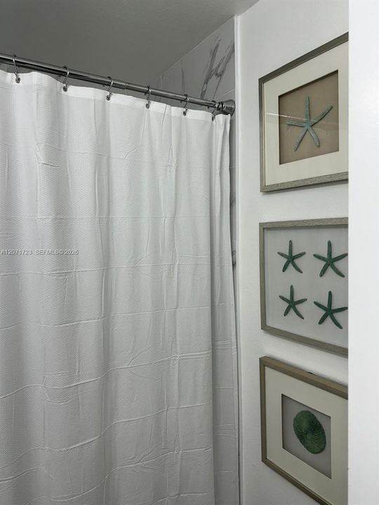 В аренду: $2,600 (4 спален, 2 ванн, 1659 Квадратных фут)