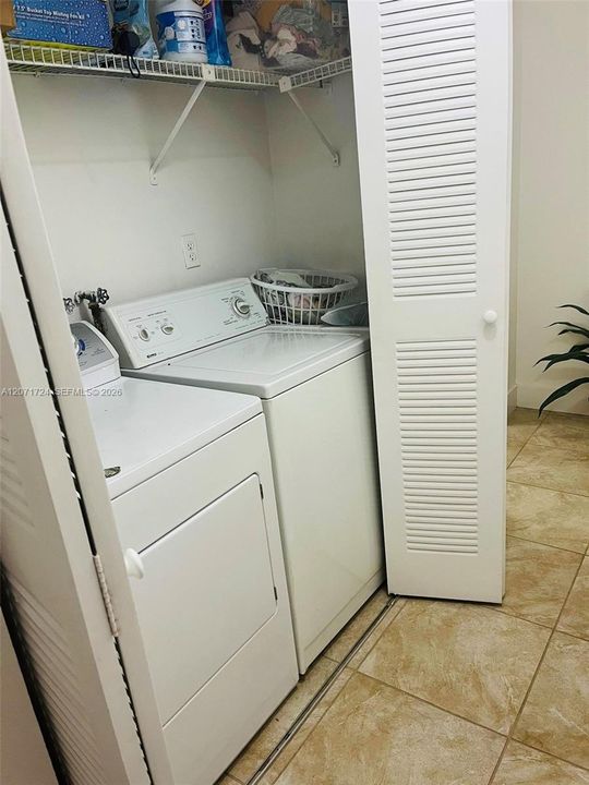 В аренду: $2,400 (2 спален, 1 ванн, 1466 Квадратных фут)