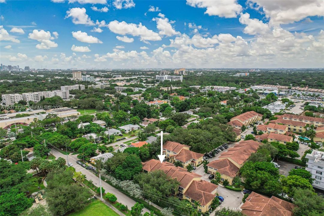 For Rent: $3,500 (2 beds, 2 baths, 1282 Square Feet)