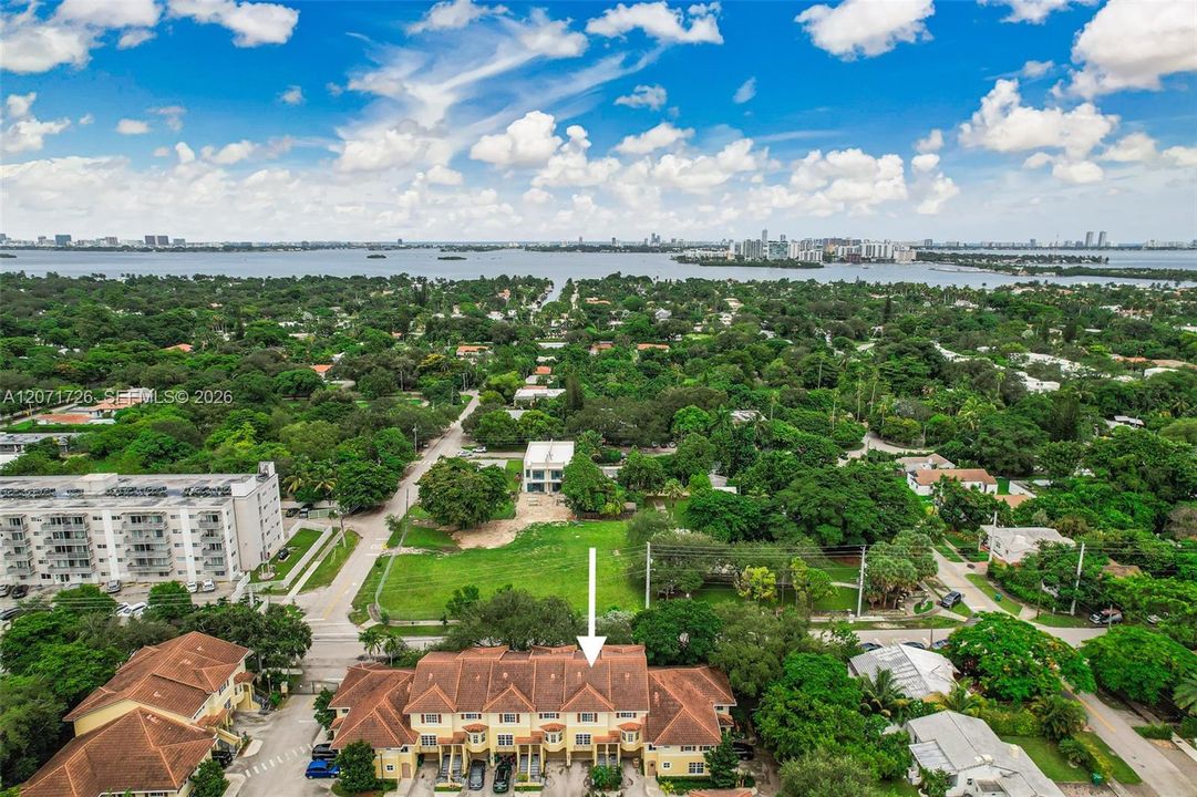 For Rent: $3,500 (2 beds, 2 baths, 1282 Square Feet)