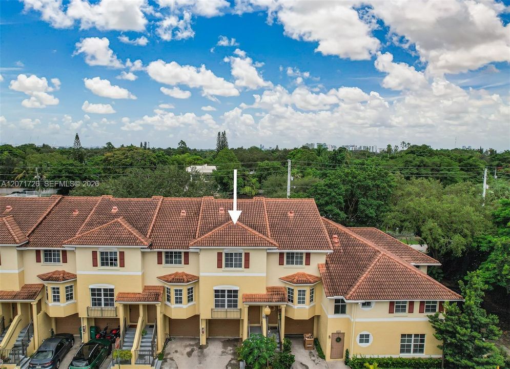 For Rent: $3,500 (2 beds, 2 baths, 1282 Square Feet)