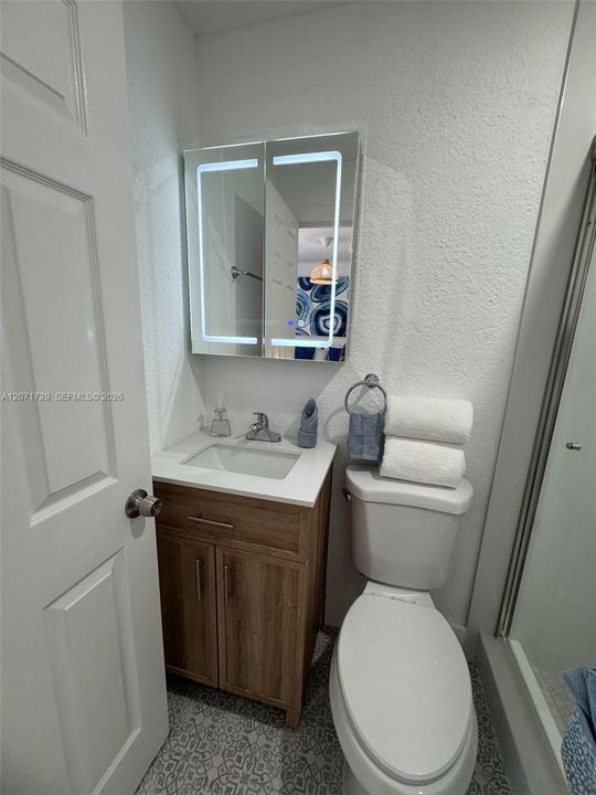 For Rent: $1,300 (0 beds, 1 baths, 200 Square Feet)