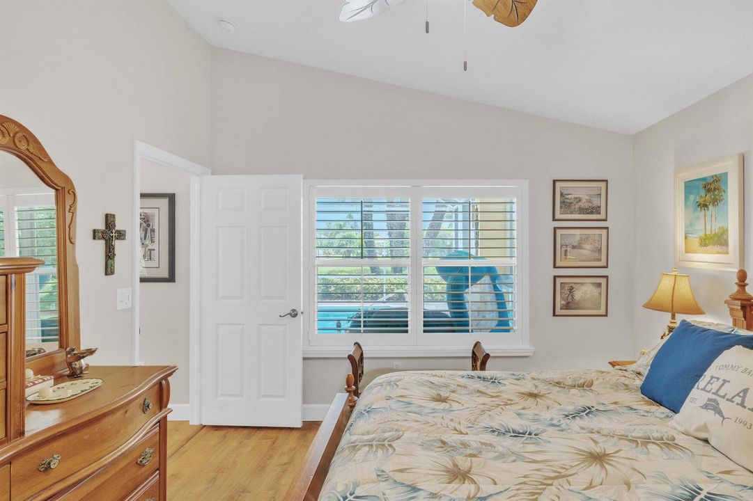 Primary Bedroom (1)