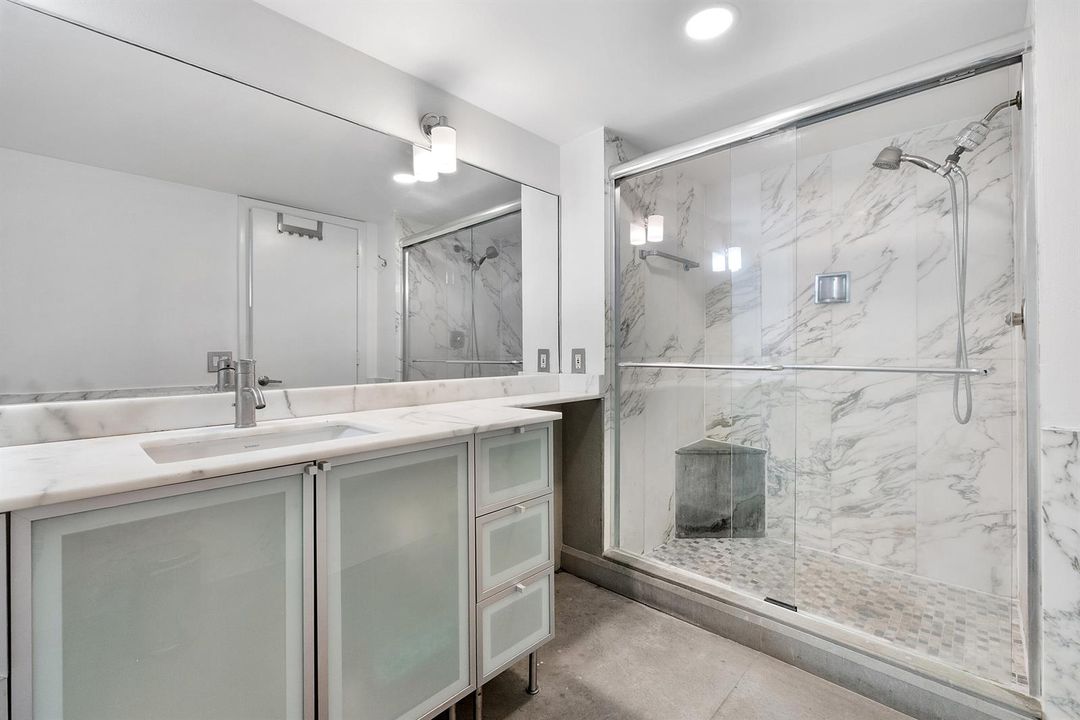 4900 N Ocean Blvd u416_022