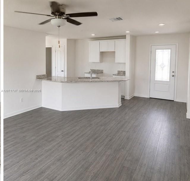 For Rent: $2,850 (3 beds, 2 baths, 1542 Square Feet)