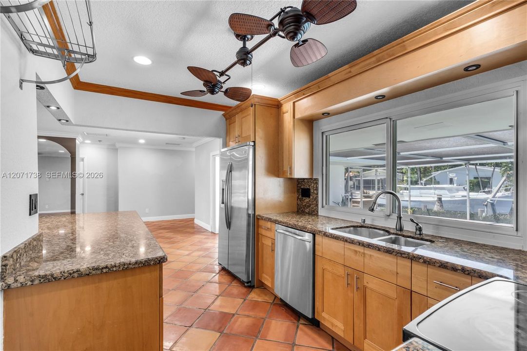 For Sale: $980,000 (3 beds, 2 baths, 1454 Square Feet)