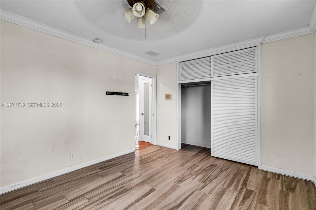 For Sale: $980,000 (3 beds, 2 baths, 1454 Square Feet)
