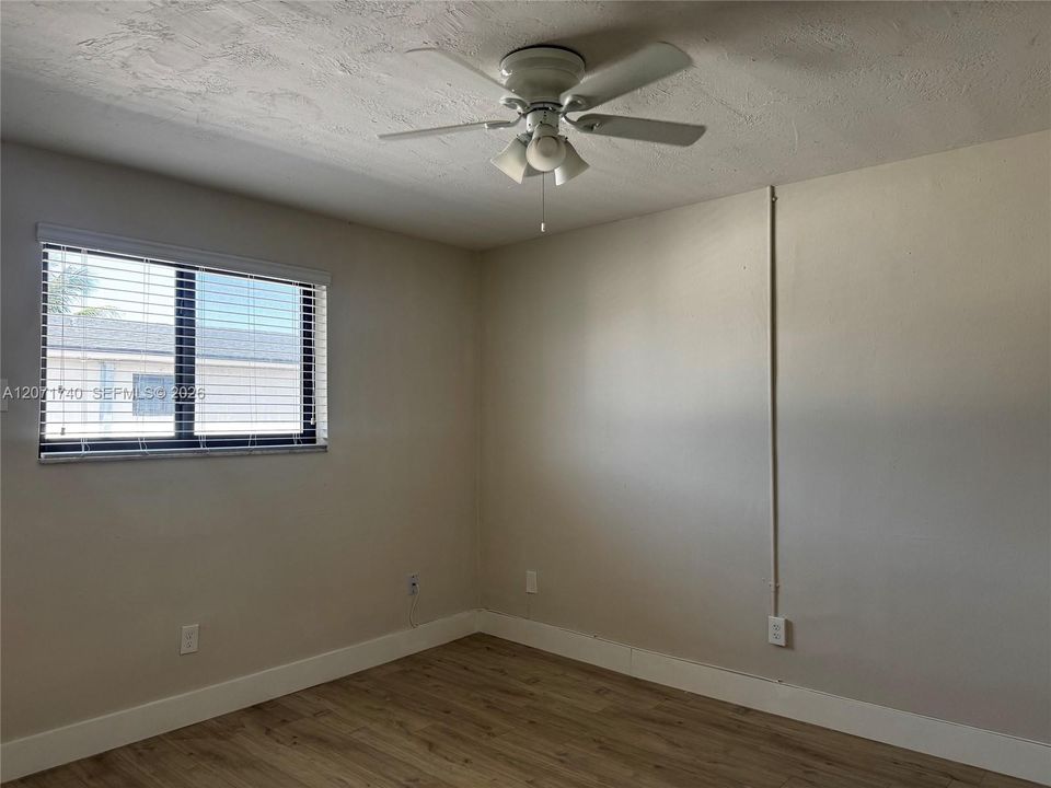 For Rent: $1,795 (1 beds, 1 baths, 625 Square Feet)