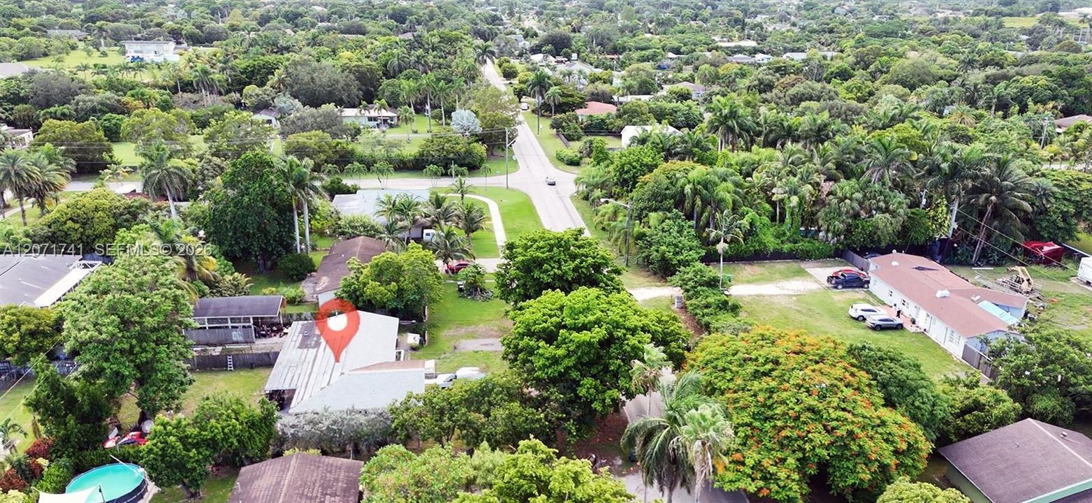 For Sale: $539,500 (3 beds, 2 baths, 1576 Square Feet)