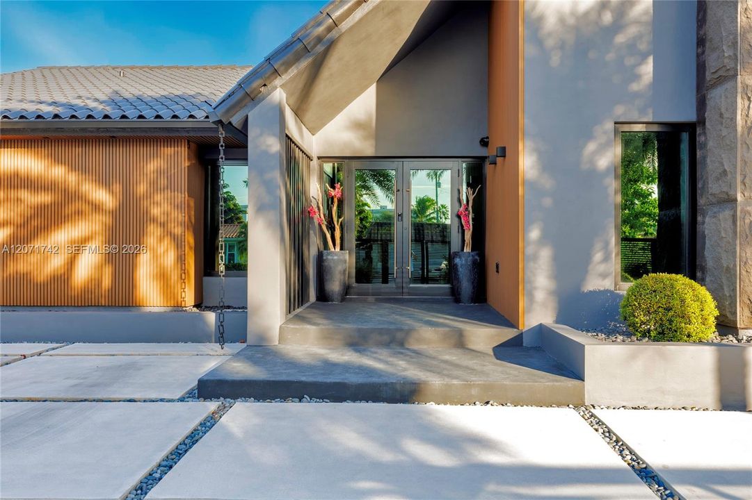 For Sale: $3,100,000 (4 beds, 3 baths, 3349 Square Feet)