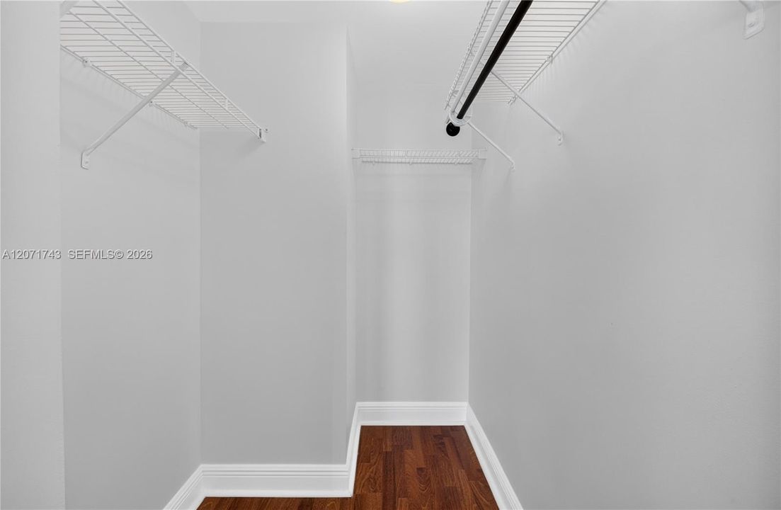 For Rent: $3,600 (2 beds, 2 baths, 1023 Square Feet)
