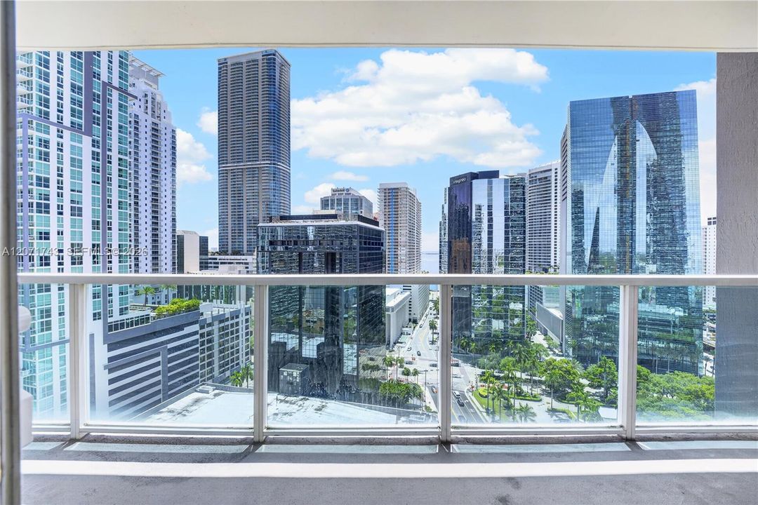 For Rent: $3,600 (2 beds, 2 baths, 1023 Square Feet)