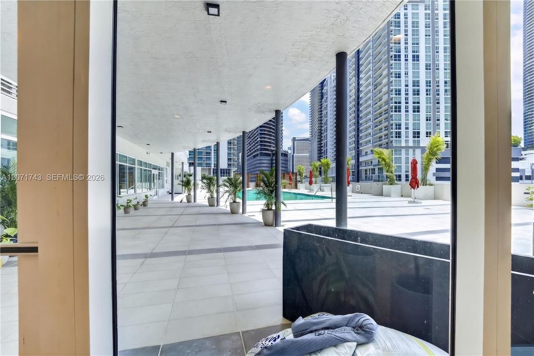 For Rent: $3,600 (2 beds, 2 baths, 1023 Square Feet)