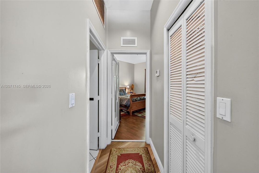 For Sale: $1,395,000 (4 beds, 4 baths, 3738 Square Feet)