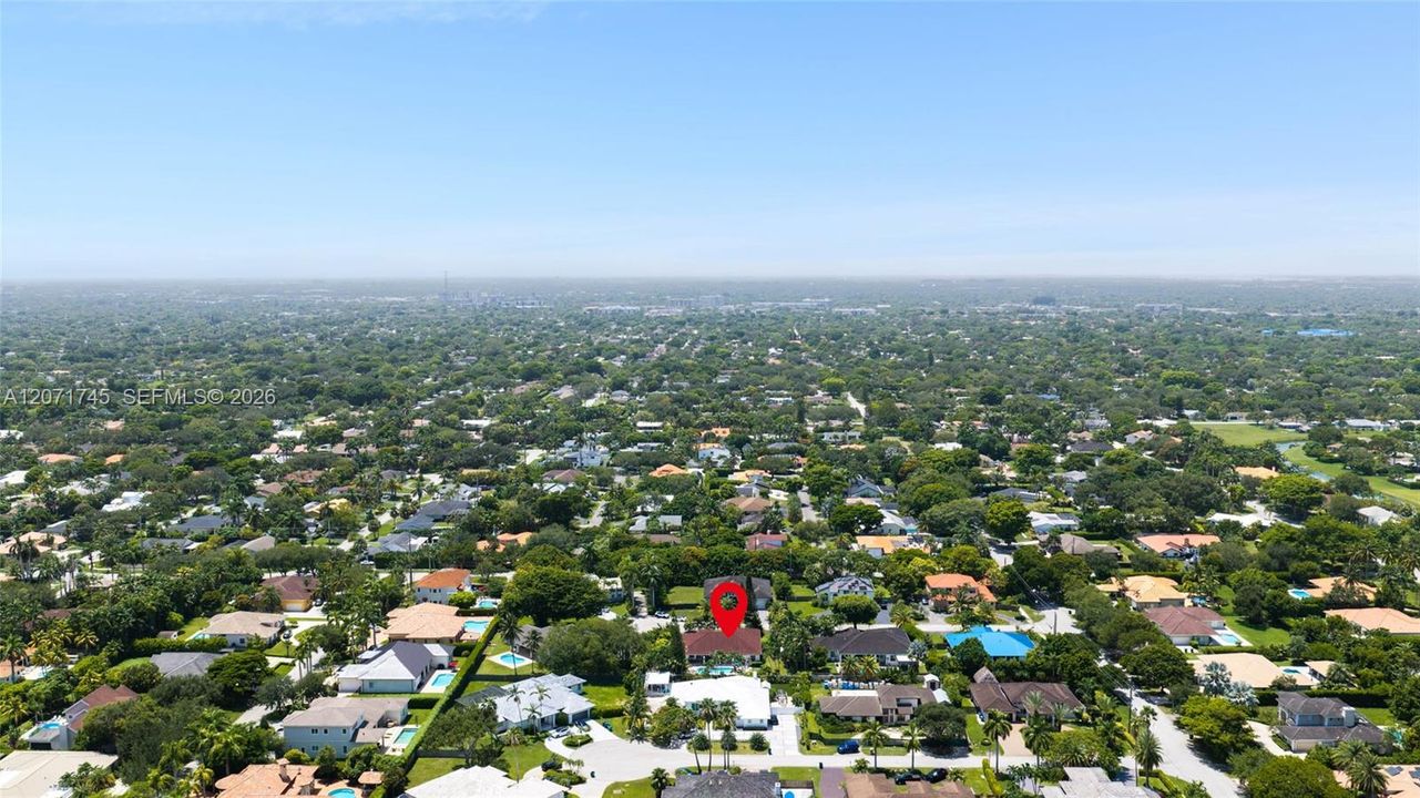 For Sale: $1,395,000 (4 beds, 4 baths, 3738 Square Feet)