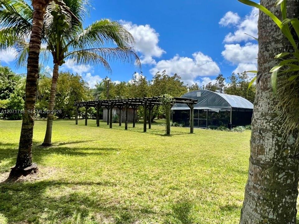 En Venta: $2,799,000 (4 camas, 5 baños, 2611 Pies cuadrados)