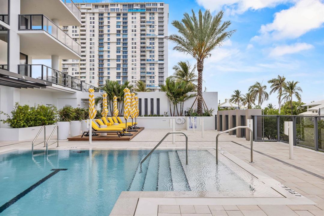Resort Style Pool & Spa
