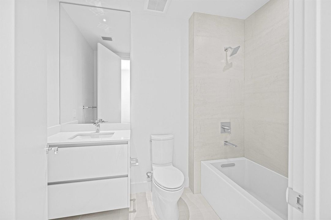 Guest Bedroom Bath #2