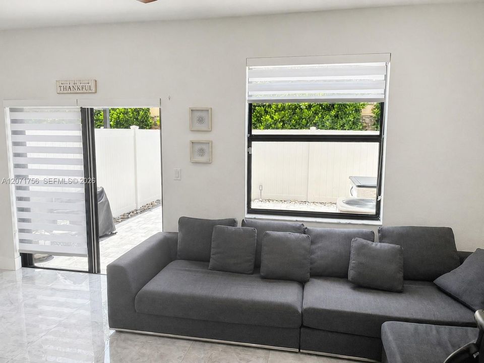 For Sale: $470,000 (3 beds, 2 baths, 1545 Square Feet)