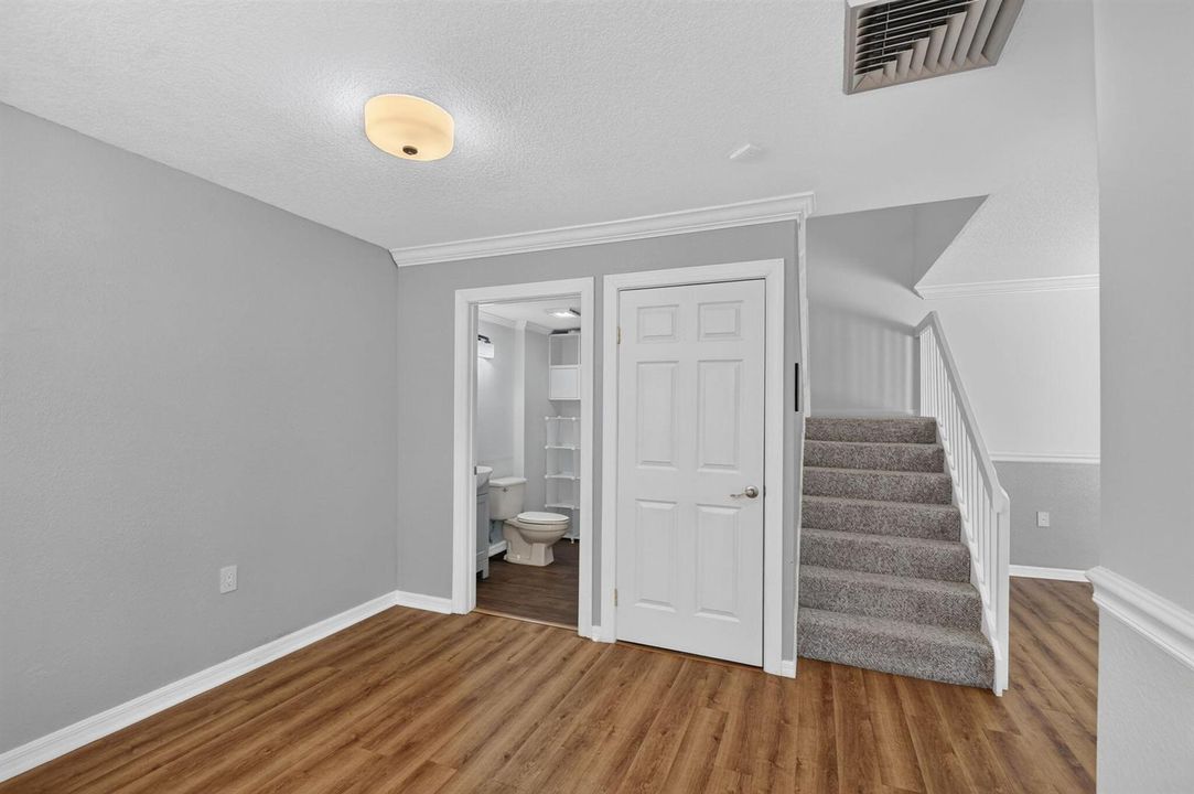 15-web-or-mls-Apartment (15)