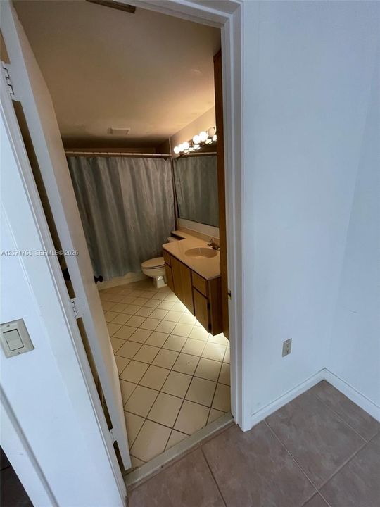 В аренду: $2,250 (2 спален, 2 ванн, 1236 Квадратных фут)