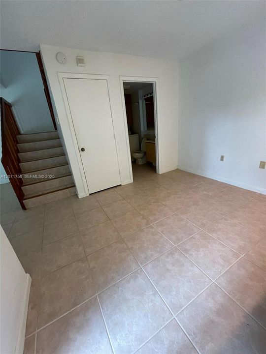 В аренду: $2,250 (2 спален, 2 ванн, 1236 Квадратных фут)