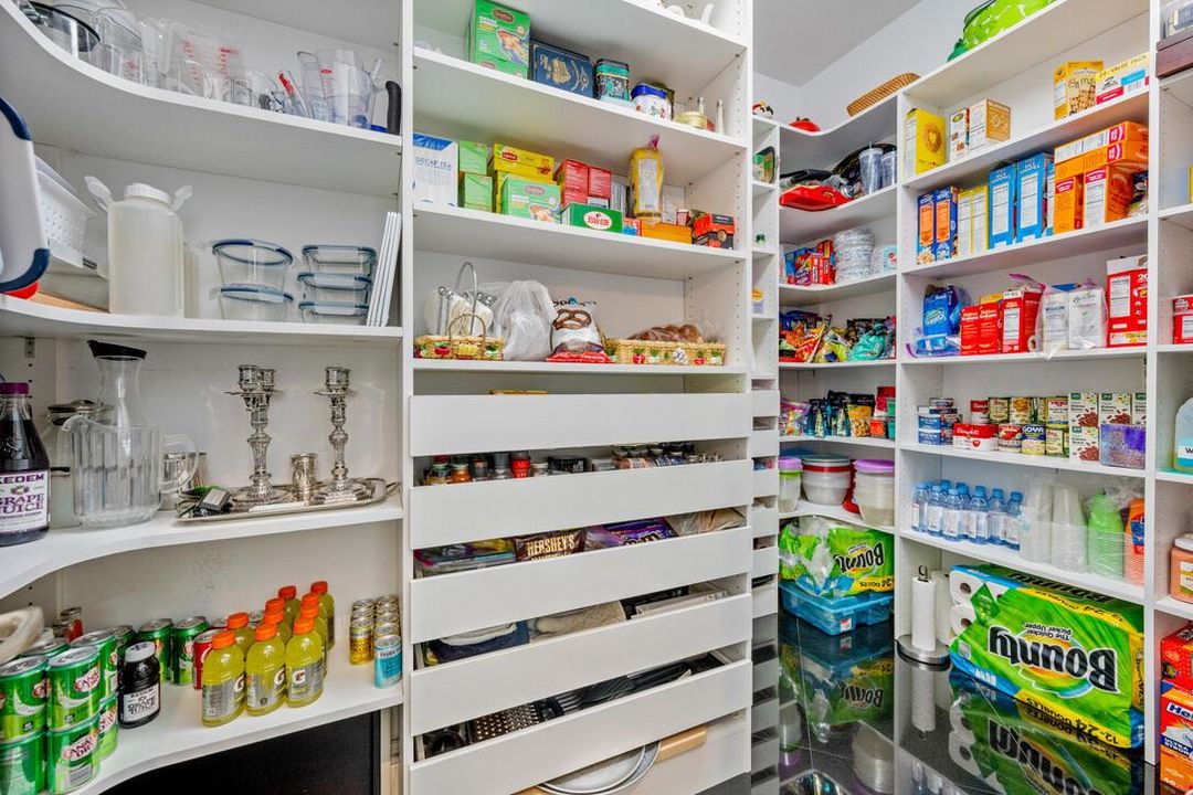 ACDE325E-4C08-46B7-9978-BFFFB7339FC5_1_1