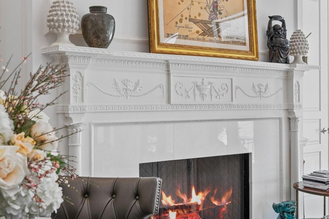 Gas fireplace