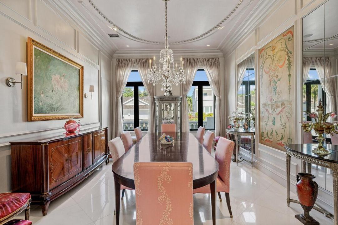 Formal dining room