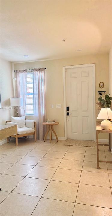 For Sale: $600,000 (4 beds, 2 baths, 1992 Square Feet)