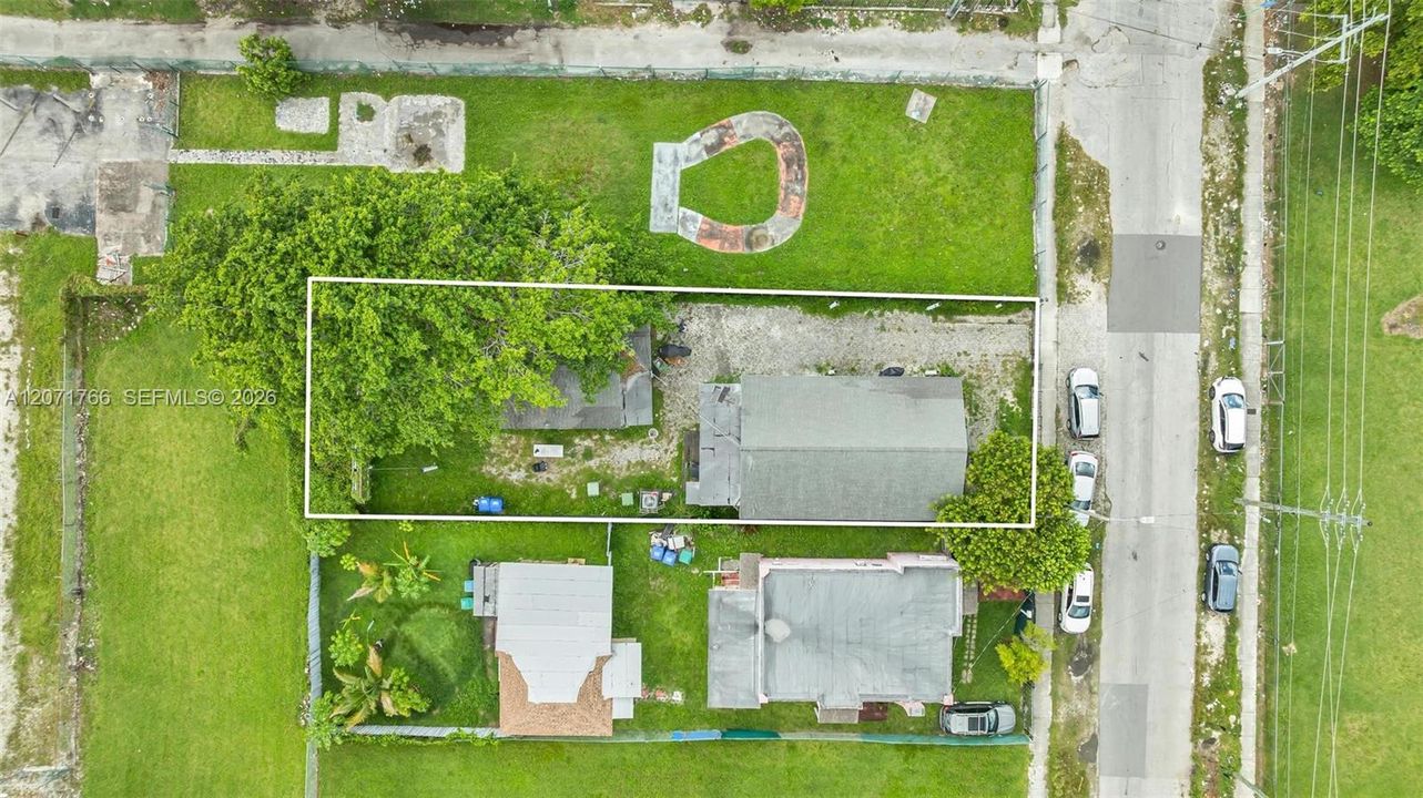 For Sale: $779,000 (0 beds, 0 baths, 2300 Square Feet)