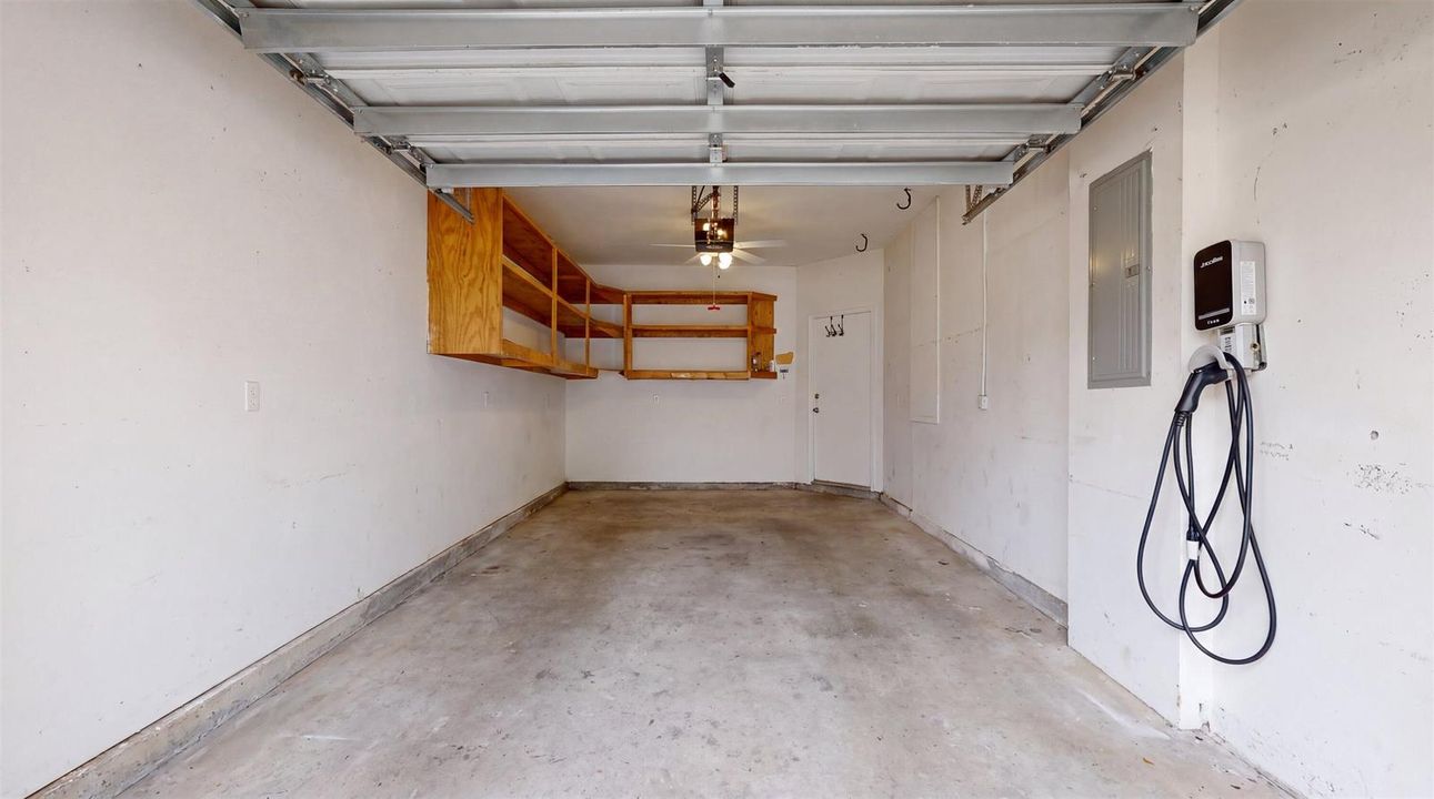 1 car garage