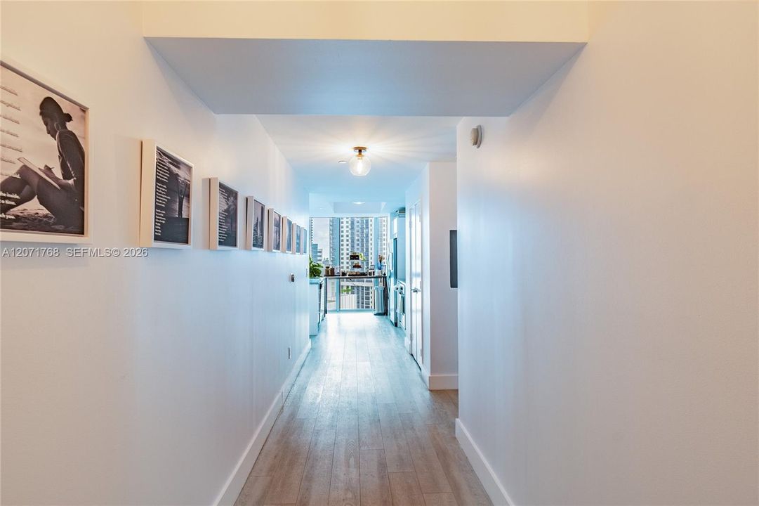 For Rent: $4,800 (2 beds, 2 baths, 1315 Square Feet)
