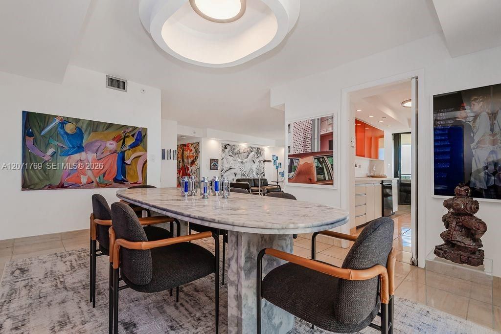 For Sale: $649,000 (3 beds, 2 baths, 1913 Square Feet)