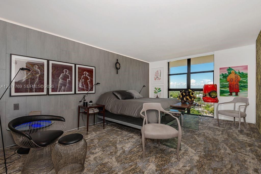 For Sale: $649,000 (3 beds, 2 baths, 1913 Square Feet)