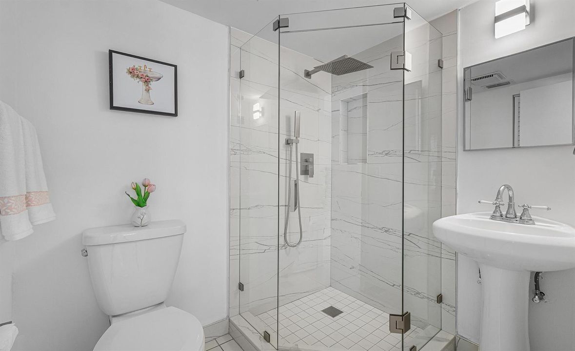 12-2830 SW 13th Street 101