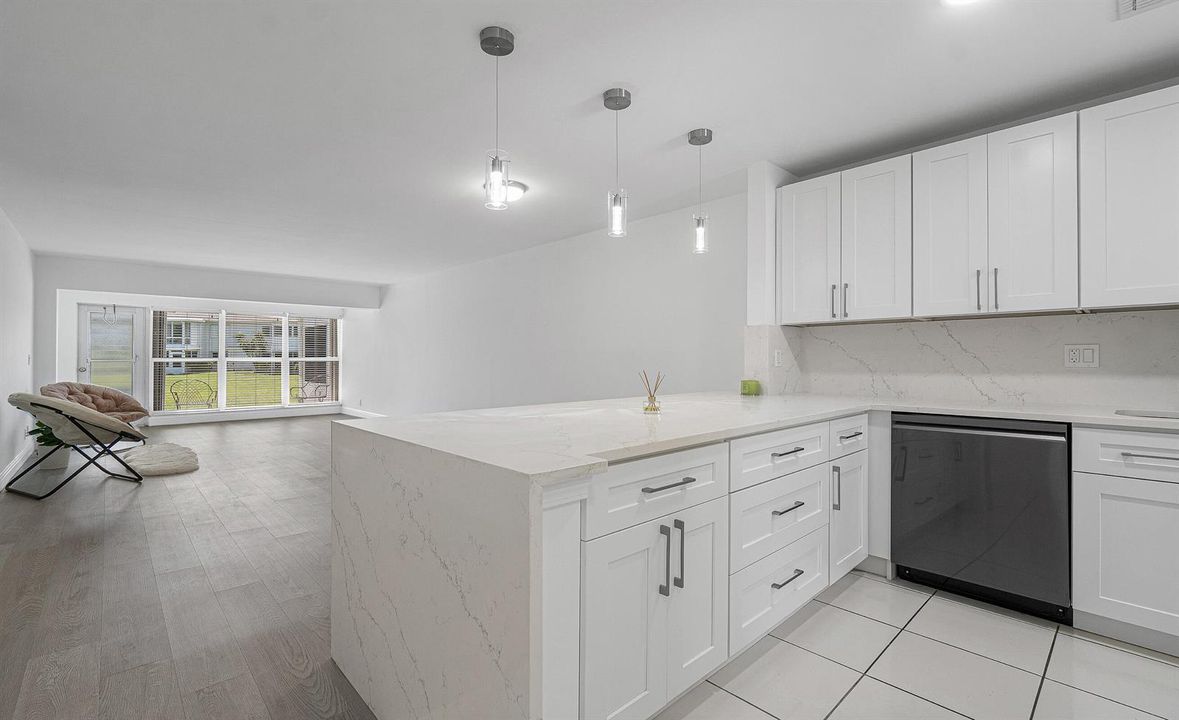 09-2830 SW 13th Street 101