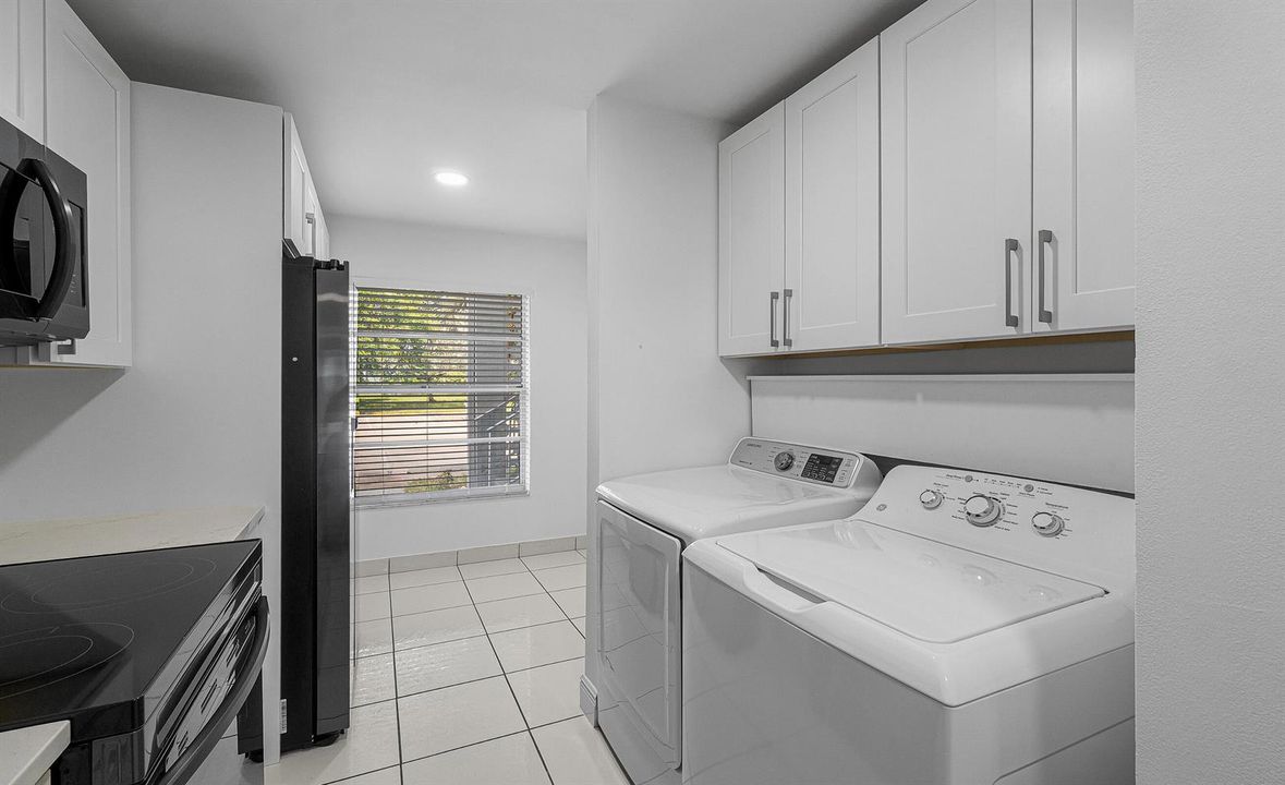 06-2830 SW 13th Street 101